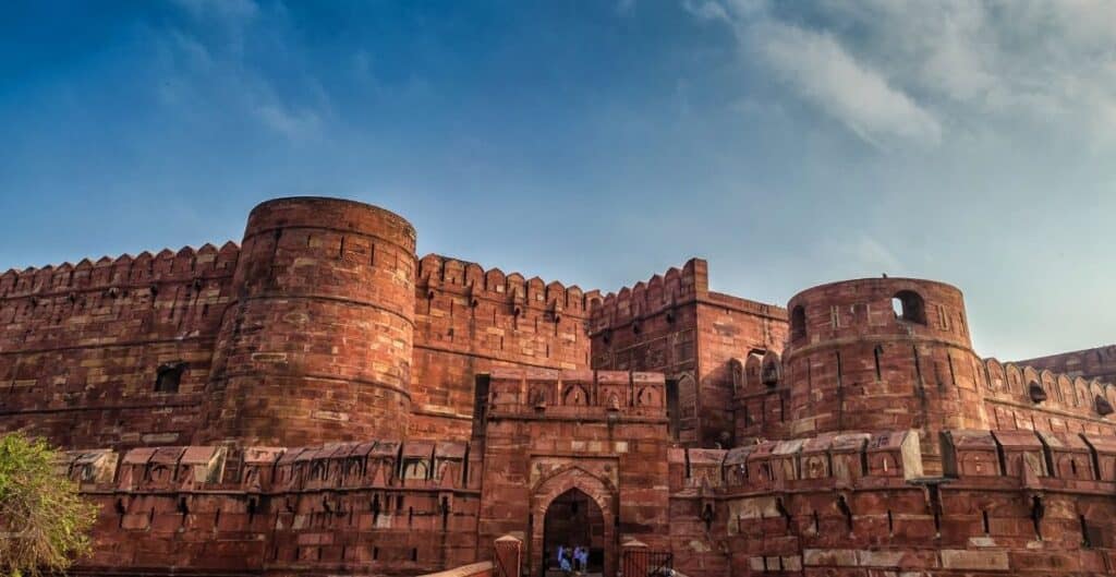 Agra fort / 10 Tourist Places of Medieval India