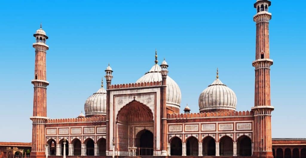 Jama masjid / 10 Tourist Places of Medieval India