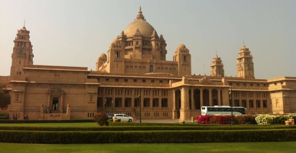Umed palace / 10 Tourist Attractions in Rajasthan (India)
