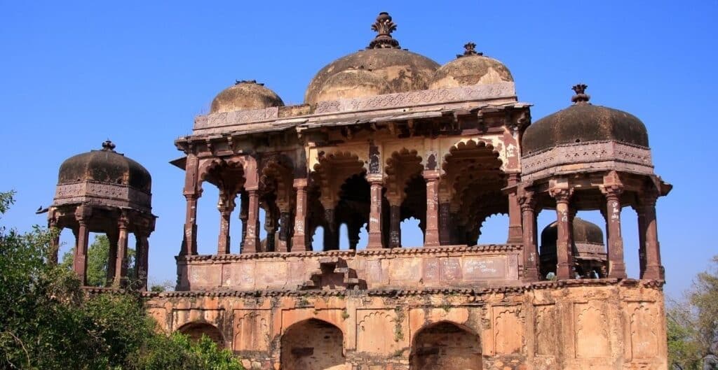 Ranthambhaur Fort / 10 Tourist Attractions in Rajasthan (India)