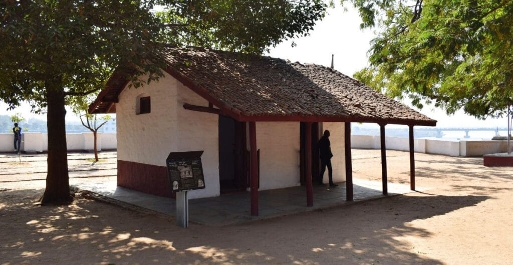 Sabarmati ashram / (Places Related To Indian Freedom Struggle in Hindi)